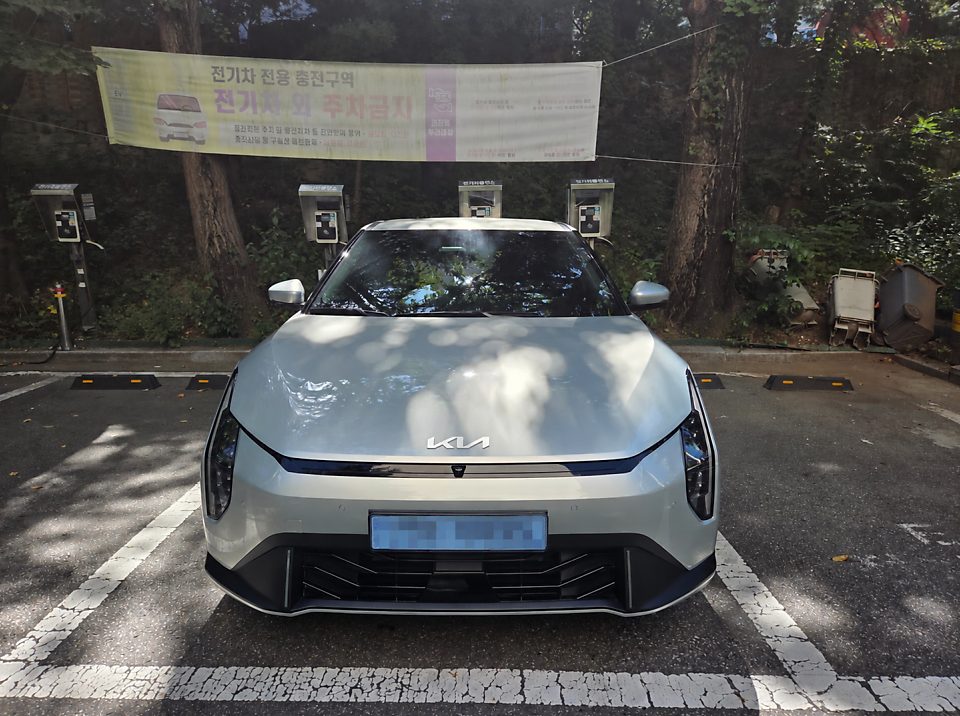 기아 EV4 롱레인 출고 사진